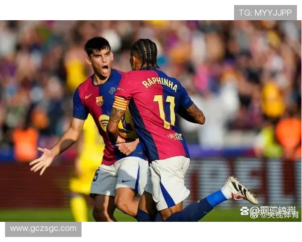 纳斯里：巴黎统治力显著下半场压制巴萨几乎窒息